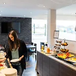 Duda An Der A9 Zwischen Ingolstadt Und Muenchen, Ideal Fuer Stopover, Geschaeftsreisen Und Monteure 3*