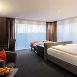 Hotell Duda An Der A9 Zwischen Ingolstadt Und Muenchen, Ideal Fuer Stopover, Geschaeftsreisen Und Monteure Langenbruck