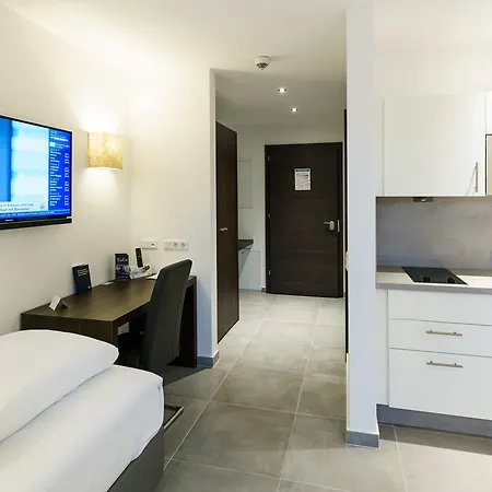 Duda 3 Hotell 3*