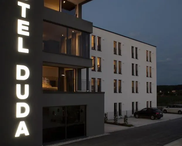 Duda An Der A9 Zwischen Ingolstadt Und Muenchen, Ideal Fuer Stopover, Geschaeftsreisen Und Monteure 3*