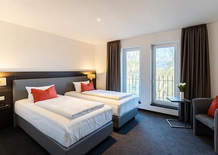 Duda An Der A9 Zwischen Ingolstadt Und Muenchen, Ideal Fuer Stopover, Geschaeftsreisen Und Monteure Szálloda 3*